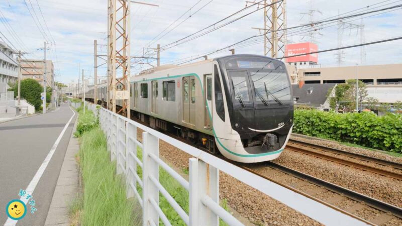 田園都市線2020系