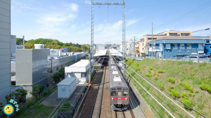 あざみ野駅と田園都市線8500系