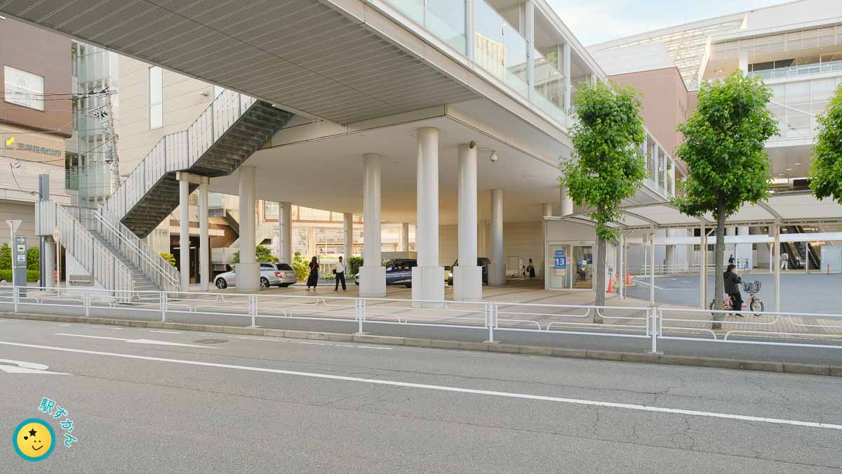 たまプラーザ駅南口ロータリー