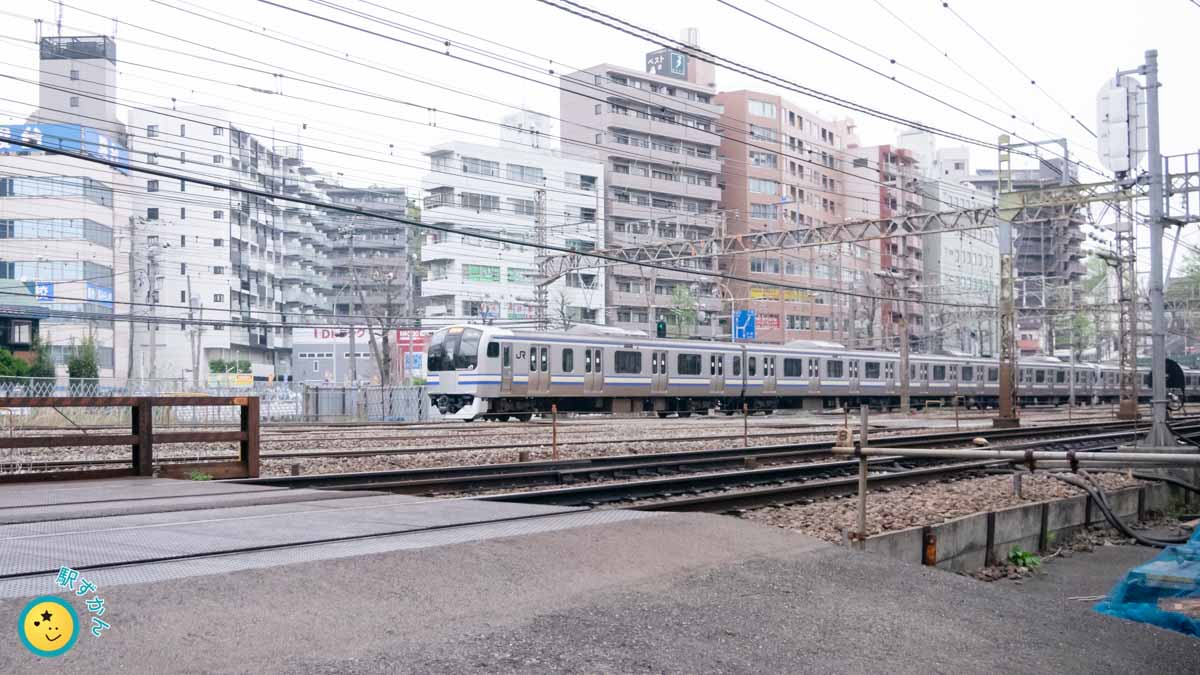 横須賀線の電車 E217系