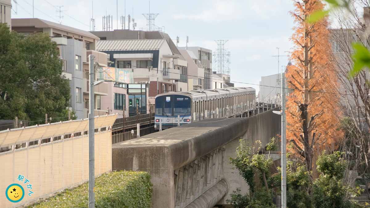 横浜市交通局３０００Ｒ形車両