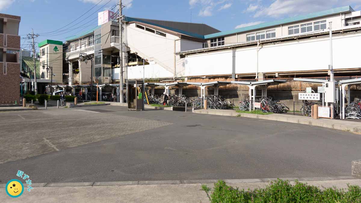 府中本町駅 西側