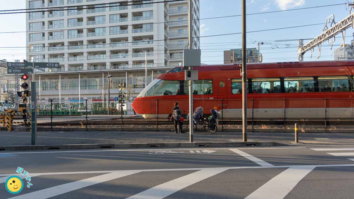 小田急ロマンスカーGSE(70000形)