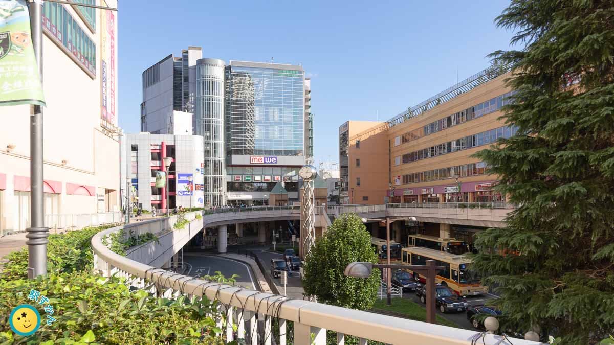 橋本駅北口とミウィやペデストリアンデッキ