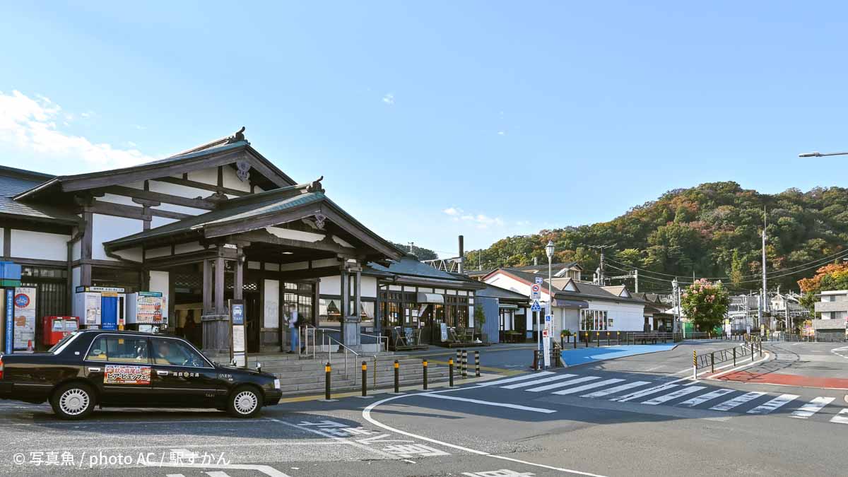 高尾駅北口ロータリー