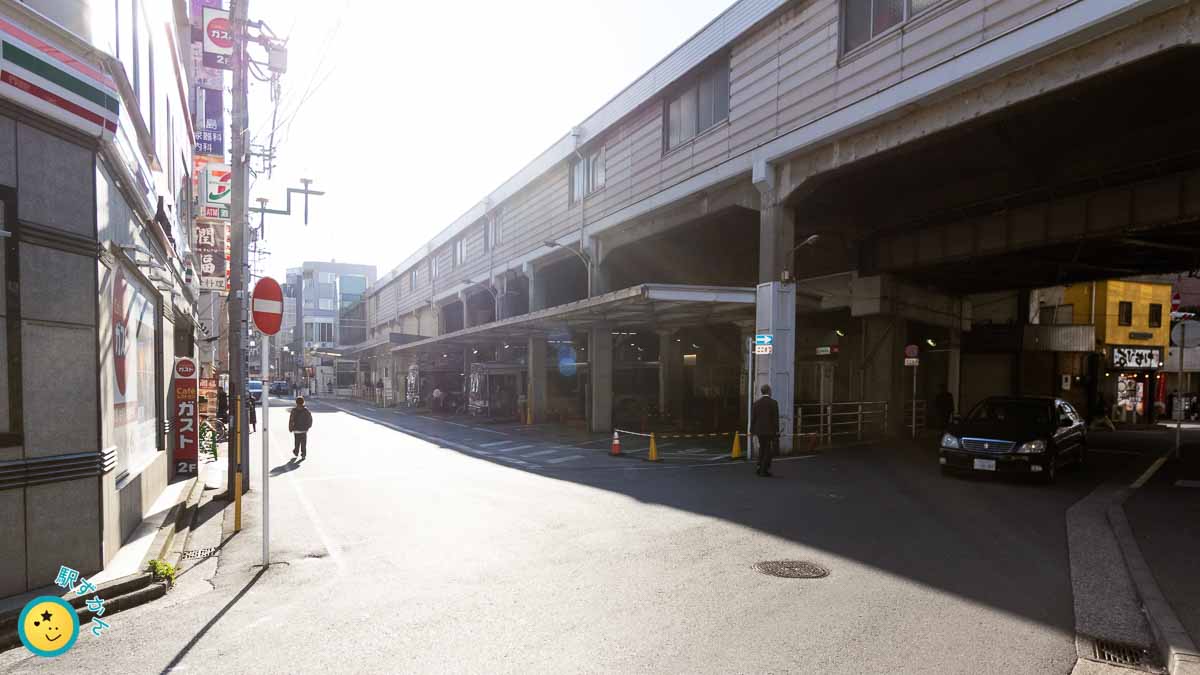 綱島駅北口・バス乗り場