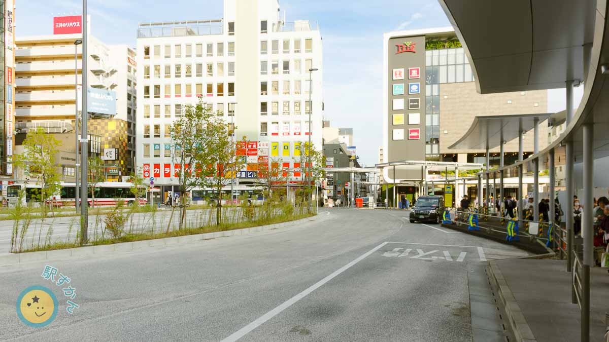 調布駅北側ロータリー