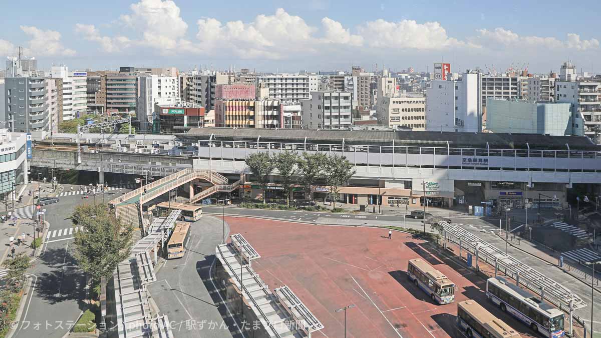 京急鶴見駅・西口