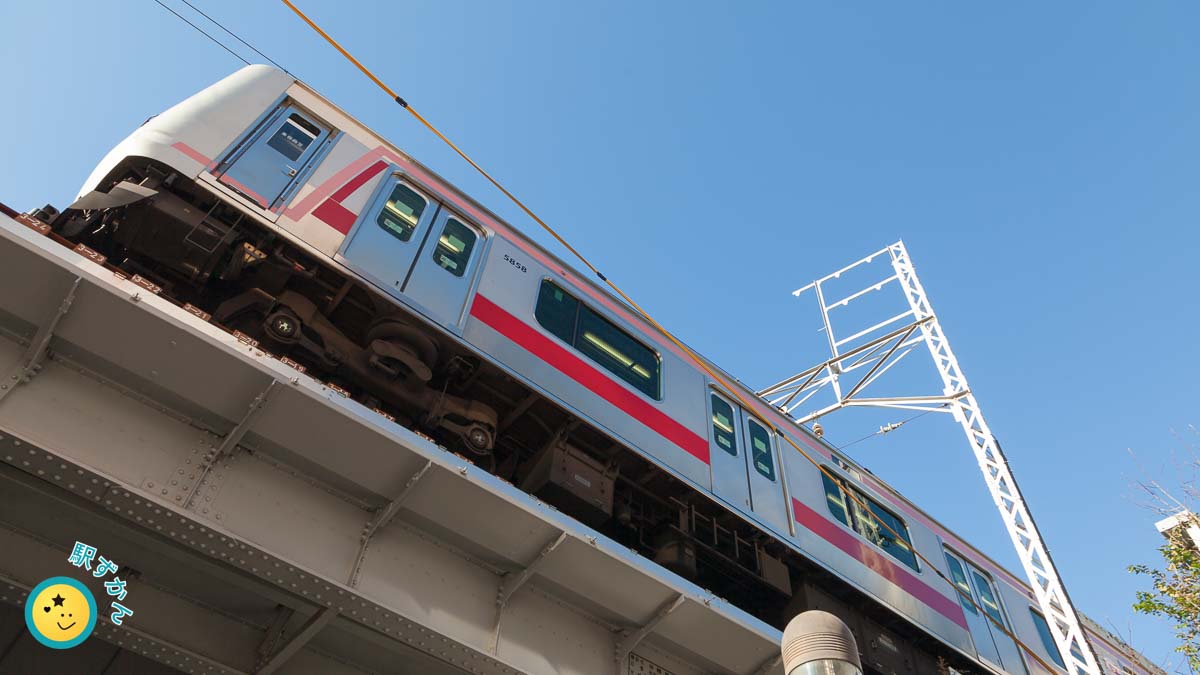 高架線の東横線鉄道写真